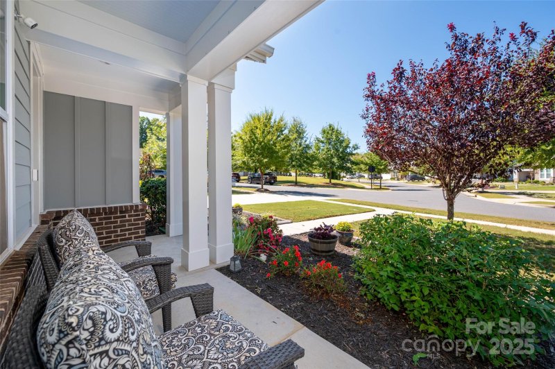 Property image 3 of 912 Elderberry Lane in Paddlers Cove, Clover, SC 29710