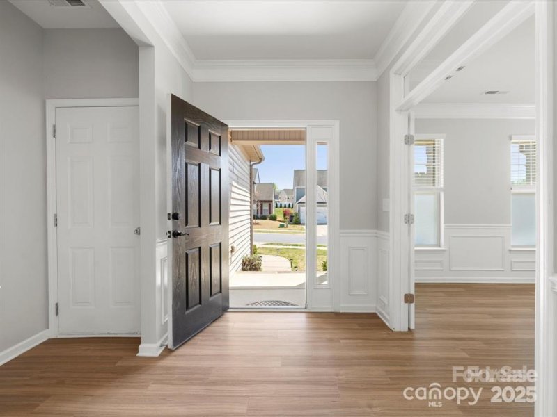 Property image 4 of 110 Lantern Acres Drive in Briargate, Mooresville, NC 28115