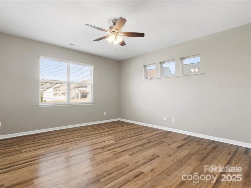 Property image 5 of 110 Lantern Acres Drive in Briargate, Mooresville, NC 28115