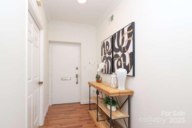 Property image 2 of 900 Cherokee Road in Eastover, Charlotte, NC 28207