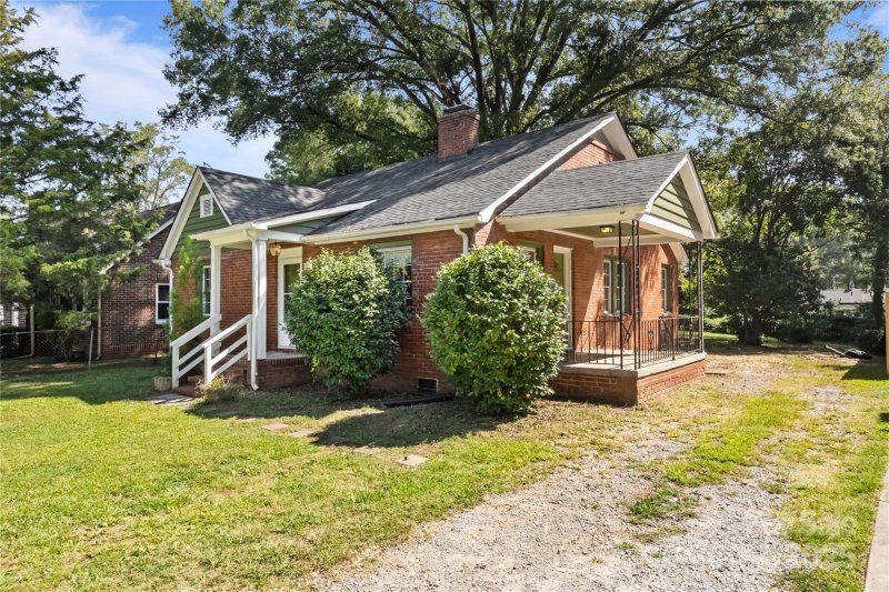 Property image 2 at 2904 Morson Street, Charlotte, NC 28208