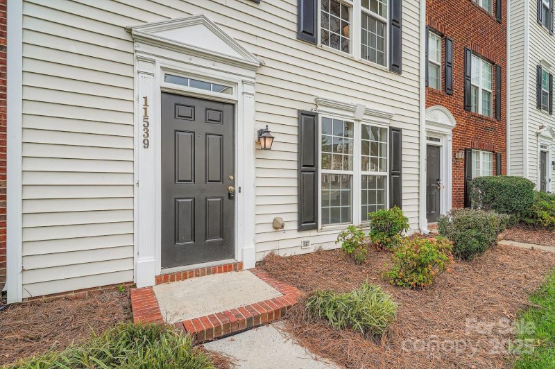 Property image 3 of 11539 Destin Lane in Stillwater, Charlotte, NC 28277