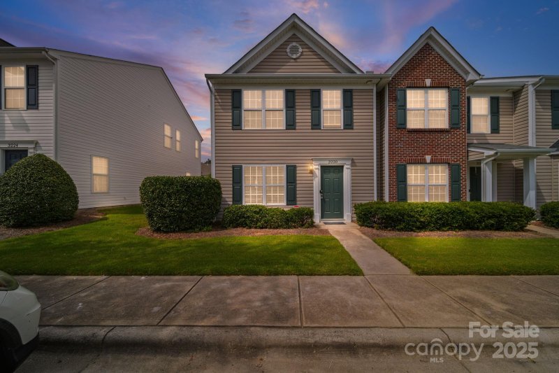 Property image 5 of 3220 Barons Court Road in Coventry, Charlotte, NC 28213