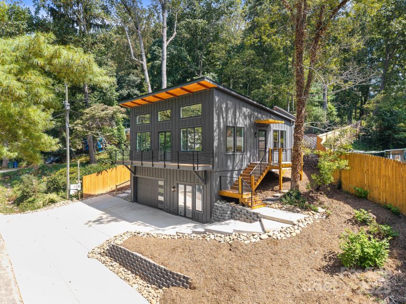 Property image 3 of 101 103 Locust Court in Royal Pines, Arden, NC 28704