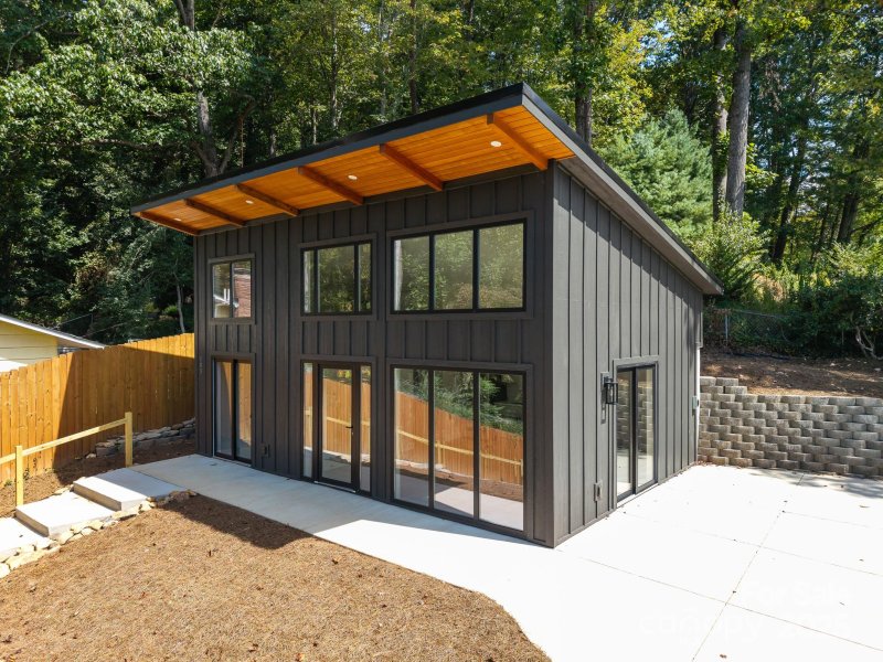 Property image 5 of 101 103 Locust Court in Royal Pines, Arden, NC 28704