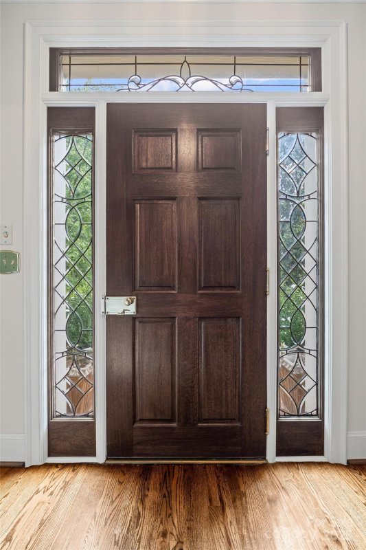 Property image 4 of 7427 St Clair Drive in Bellemeade, Charlotte, NC 28270