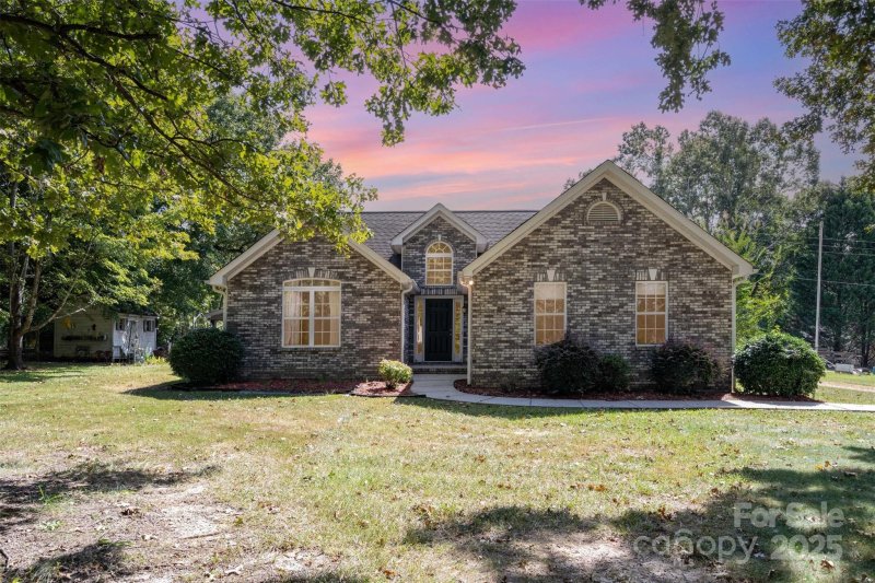 Property image 2 of 1308 Trull Place in Gleneagles, Monroe, NC 28110