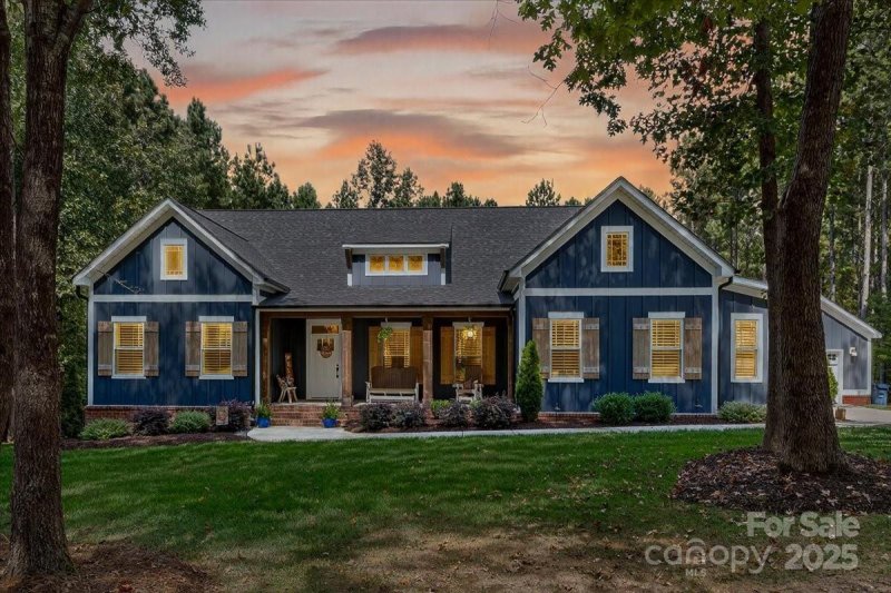 Property image 2 of 2125 Partridge Berry Lane in Catawba Shores Estates, Rock Hill, SC 29730