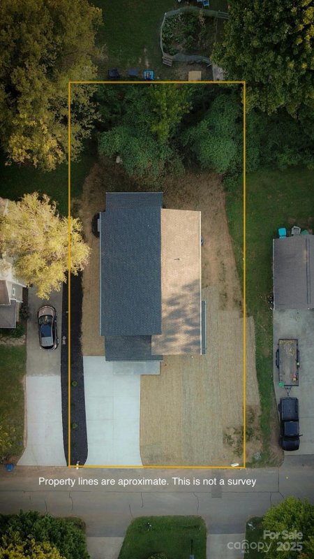 Property image 3 of 19 Lamar Avenue in Biltmore Terrace, Asheville, NC 28803