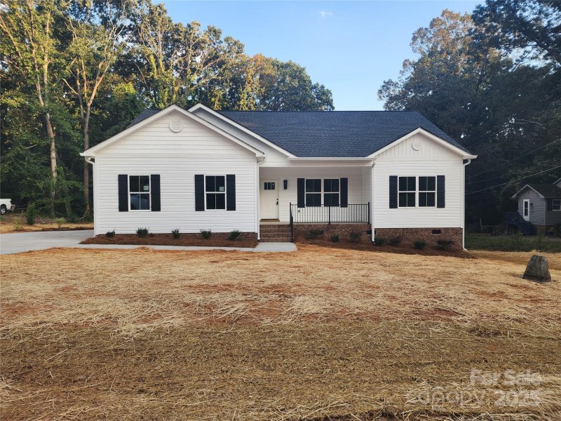 Ragin Estates, Rock Hill Community