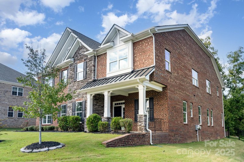 Property image 3 of 9032 Cornflower Drive in Blume, Harrisburg, NC 28075