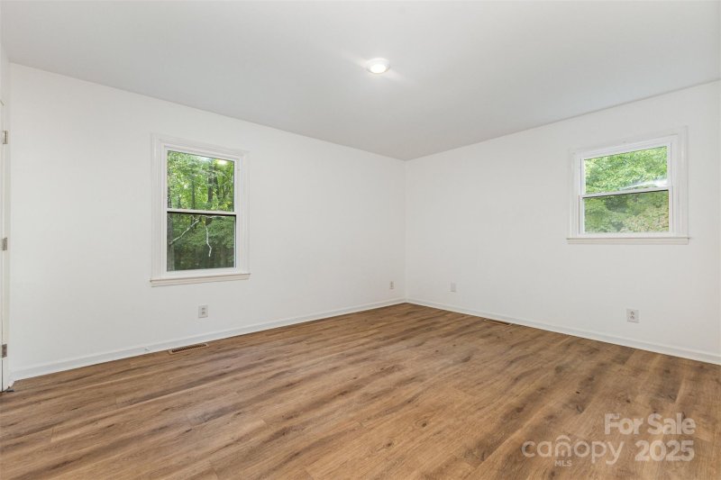 Property image 5 of 600 Touch Me Not Lane in Cedar Grove Park, Charlotte, NC 28216