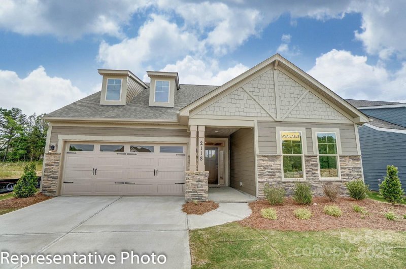 Property image 3 of 101 N Inneswood Lane in Villas At Prestwick, Mooresville, NC 28115