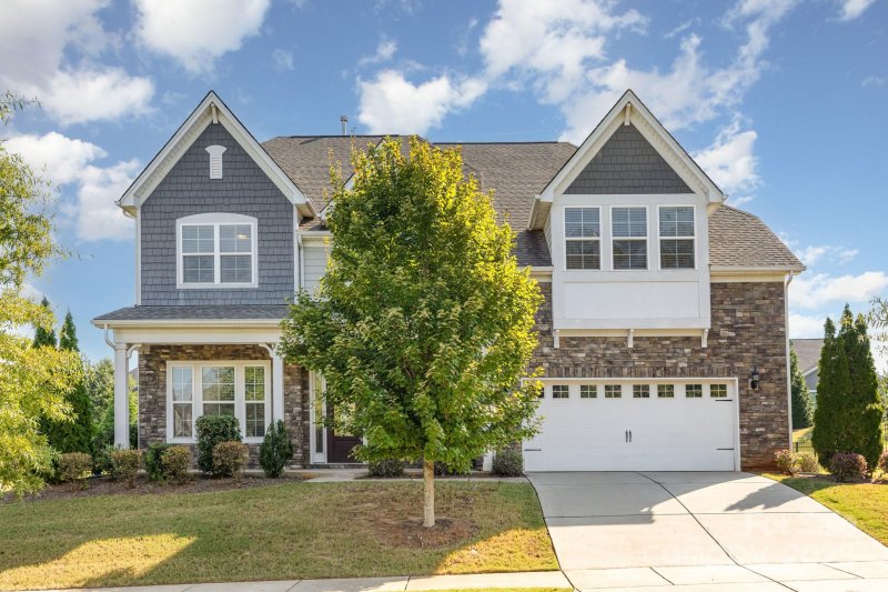 Property image 2 of 13609 Laughing Gull Drive in Chapel Cove, Charlotte, NC 28278