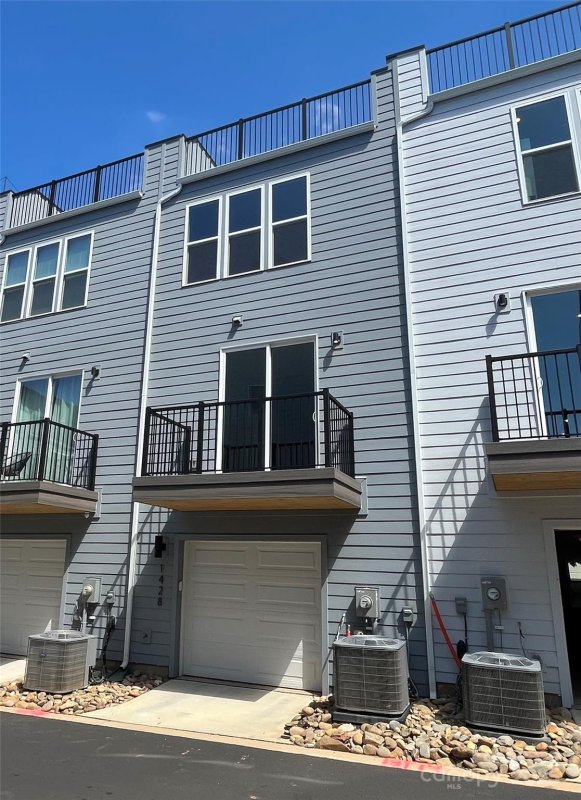 Property image 4 of 1428 Hamilton Street in Iron Creek, Charlotte, NC 28206