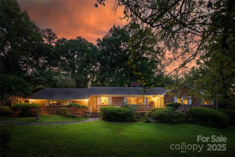 327 Livingston Drive