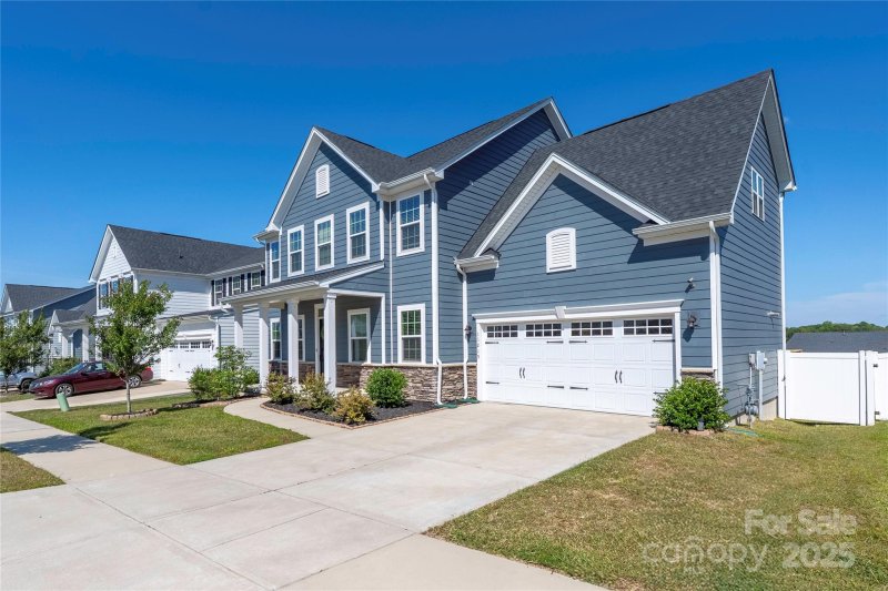 Property image 3 at 11215 Vanguard Parkway, Huntersville, NC 28078