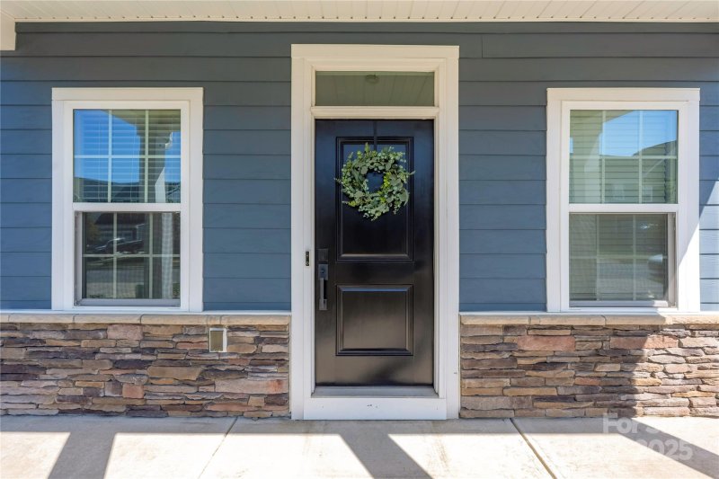 Property image 5 at 11215 Vanguard Parkway, Huntersville, NC 28078