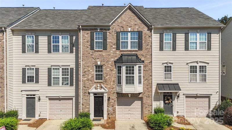 Property image 3 at 2147 Belle Vernon Avenue, Charlotte, NC 28210