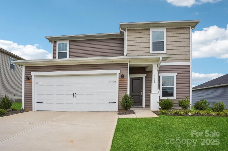 Property image 2 of 1989 Paddlewheel Drive in Harper Landing, Stanley, NC 28164