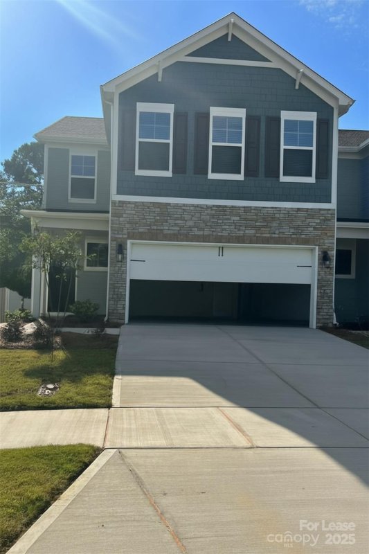 Property image 2 of 4142 Steel Way in Blackstone Bay, Sherrills Ford, NC 28673