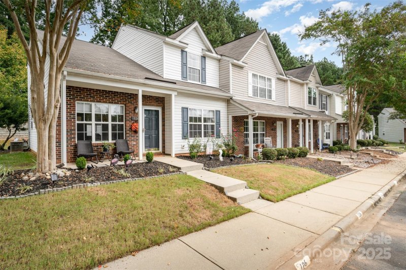 Property image 2 of 126 Rhett Court in The Townes at River Crossing, Fort Mill, SC 29715