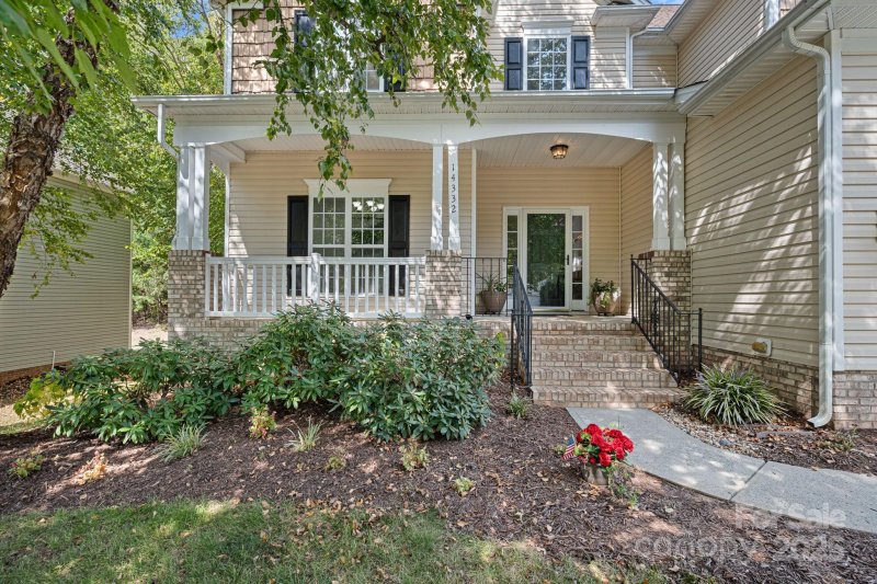 Property image 3 of 14332 Maclauren Lane in Stephens Grove, Huntersville, NC 28078