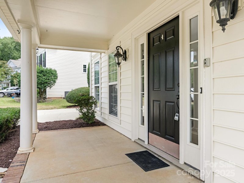 Property image 4 of 604 Circle Trace Road in Potters Trace, Monroe, NC 28110