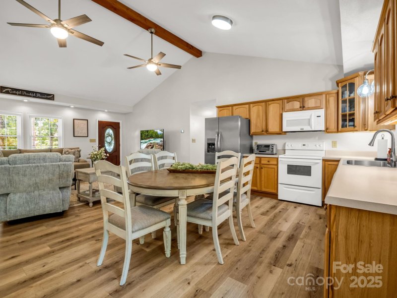 Property image 3 of 139 Holly Forest Drive in Holly Forest, Rutherfordton, NC 28139