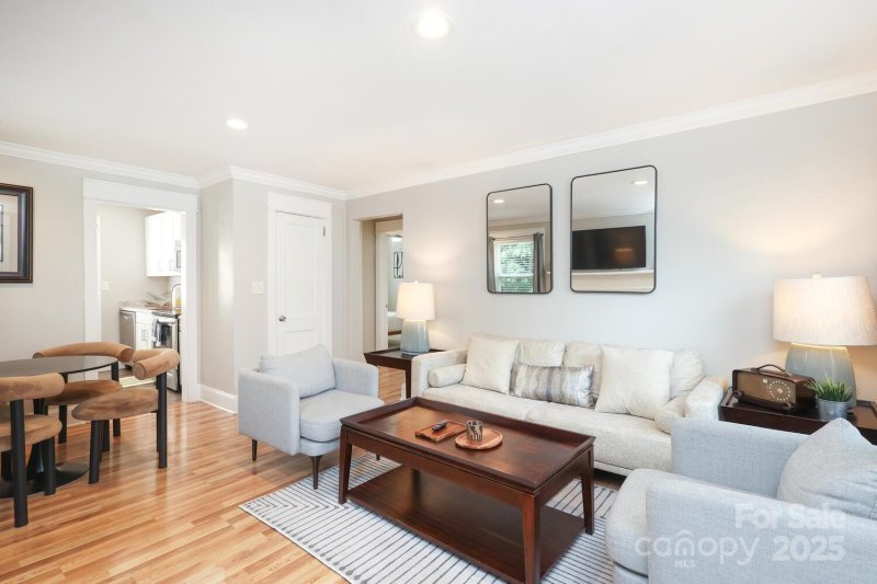 Property image 4 at 1820 1822 Kensington Drive, Charlotte, NC 28205