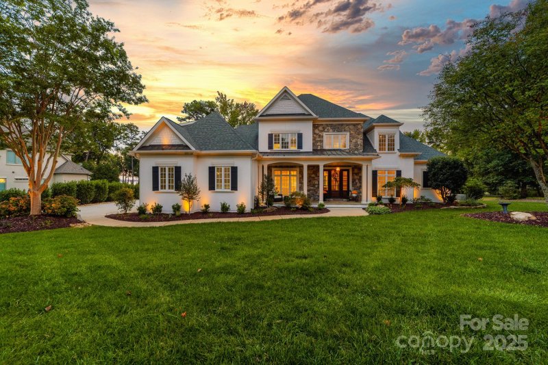 Property image 2 at 235 Milford Circle, Mooresville, NC 28117