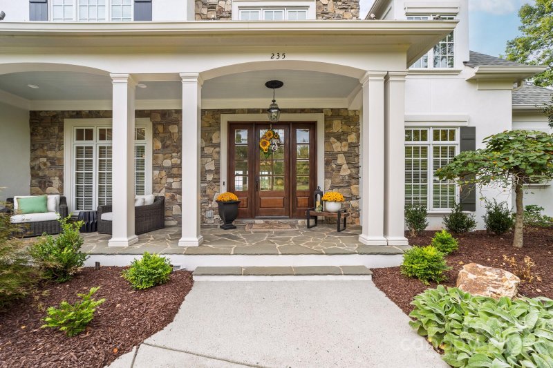Property image 3 at 235 Milford Circle, Mooresville, NC 28117
