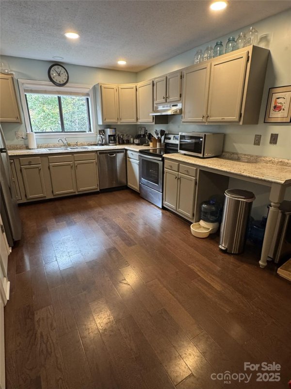 Property image 3 at 51 Lake Drive, Laurel Park, NC 28739