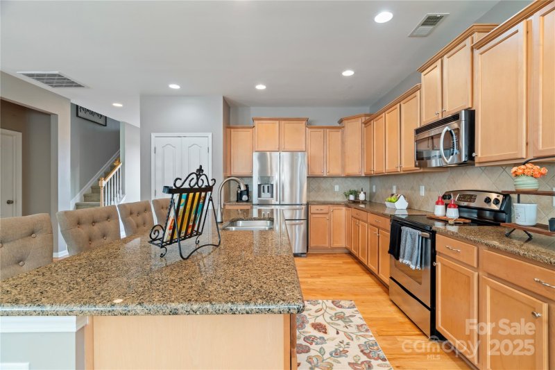 Property image 3 of 1521 Deer Meadows Drive in Lawson, Waxhaw, NC 28173