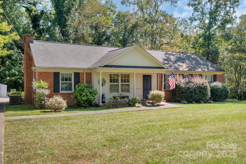 Property image 3 of 1790 Havenwood Drive in Arrowood Estates, Lancaster, SC 29720