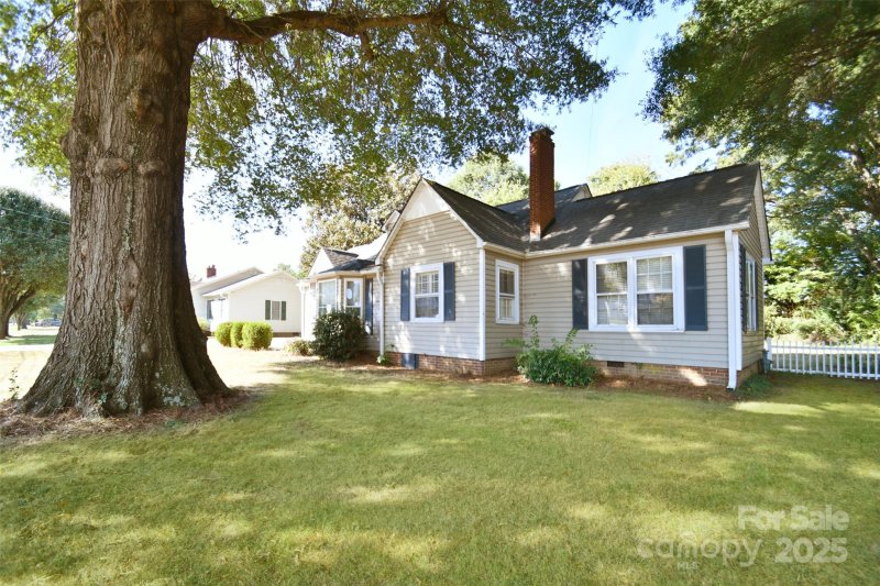 Property image 2 at 2602 Pennsylvania Avenue, Kannapolis, NC 28083