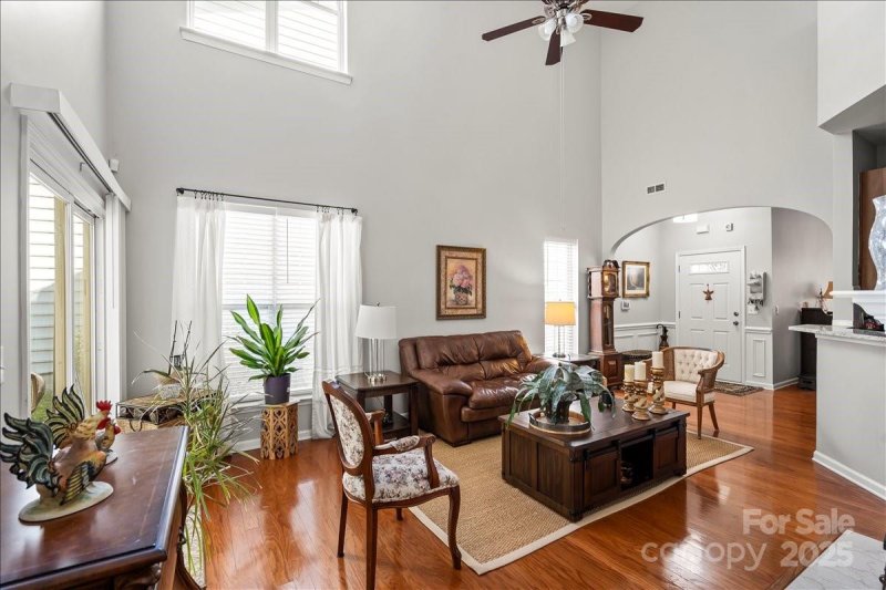 Property image 2 of 1024 Kensrowe Lane in Callonwood, Matthews, NC 28104