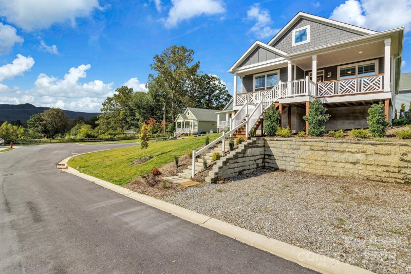 Property image 4 of 1205 Seven Sisters Lane in Padgett Place, Black Mountain, NC 28711