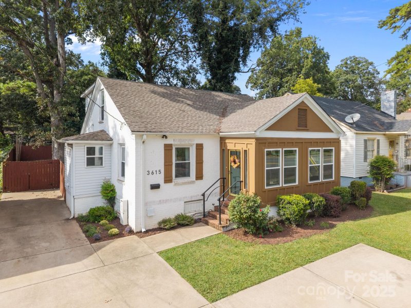 Property image 3 of 3615 The Plaza in The Arts District, Charlotte, NC 28205