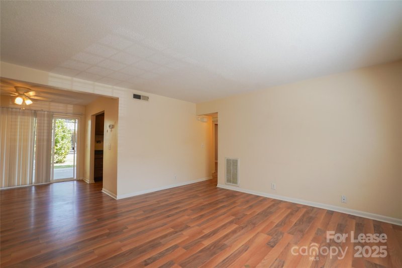 Property image 3 at 2606 Park Road, Charlotte, NC 28209