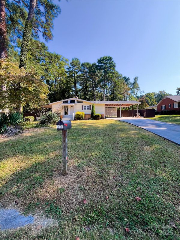 Property image 3 of 1010 Sprucewood Street in Shady Brook, Kannapolis, NC 28081