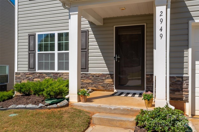 Property image 4 of 2949 Sherrills Stream Drive in Sherrills Stream, Sherrills Ford, NC 28673