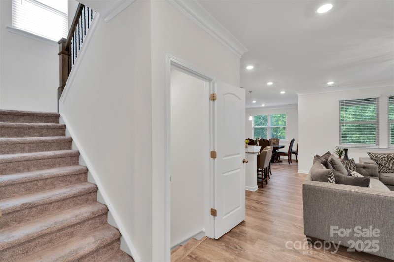 Property image 5 of 839 Oak Manor Drive in Pleasant Oaks, Concord, NC 28025