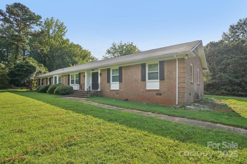 Property image 2 of 9325 Truelight Church Road in Oxfordshire, Mint Hill, NC 28227