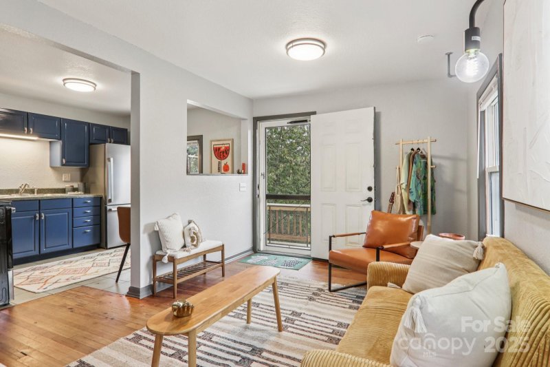 Property image 4 of 11 Jeffress Avenue in Shiloh, Asheville, NC 28803