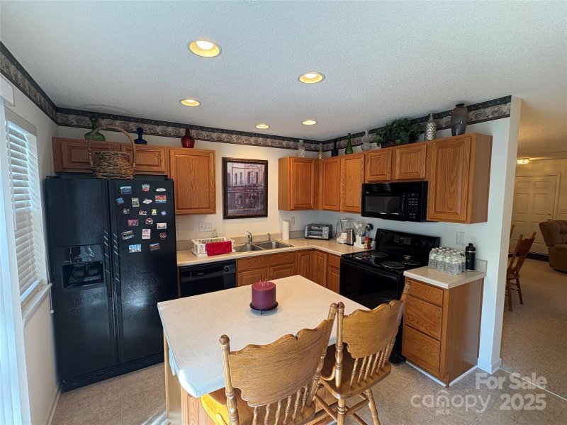 Property image 2 of 105 Delargy Circle in Brookhaven, Mooresville, NC 28117