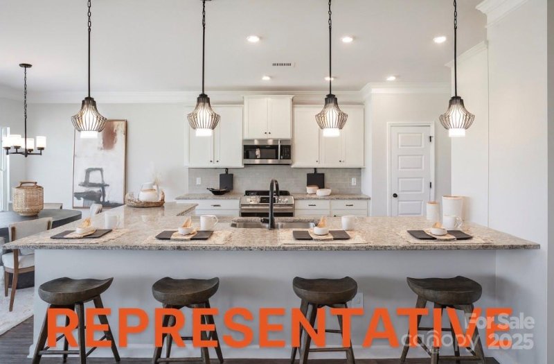 Property image 5 of 548 Hullview Vista in Cedar Meadows, Monroe, NC 28110