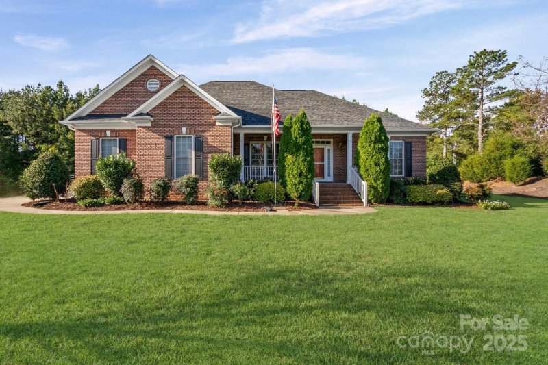 5200 Fieldstone Drive