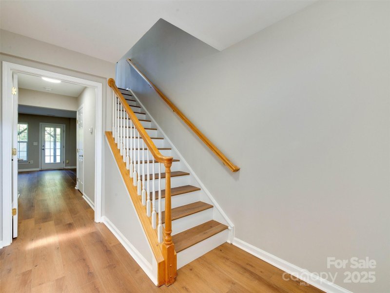 Property image 5 of 10249 Garrett Grigg Road in Mallard Glen Village, Charlotte, NC 28262