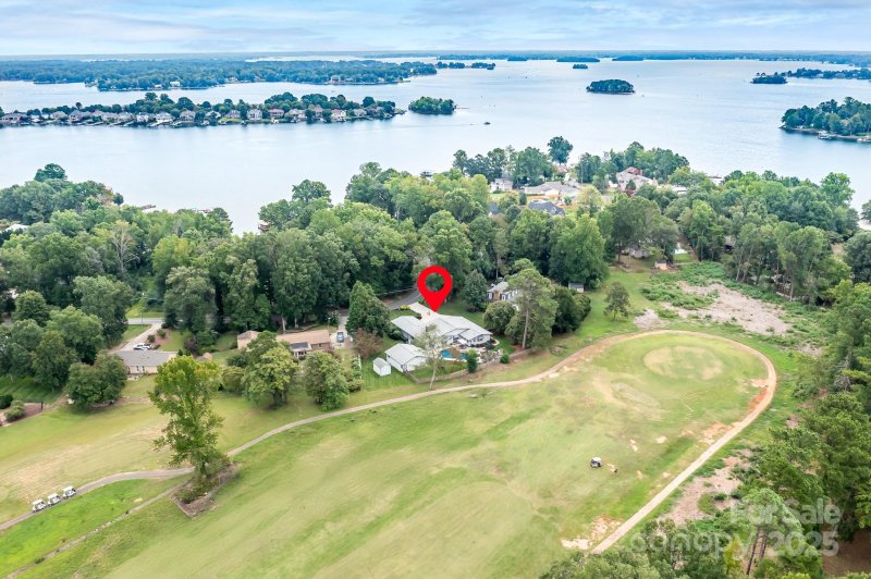 Property image 3 of 3125 Lake Shore Road in Westport, Denver, NC 28037